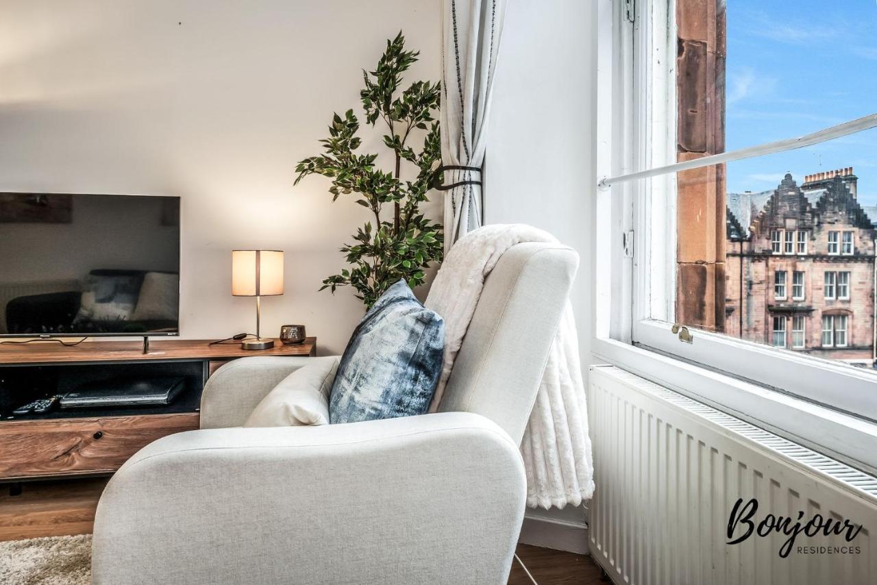Cosy Grassmarket 2Br-1Ba - Newly Decorated! By Bonjour Residences Единбург Екстериор снимка
