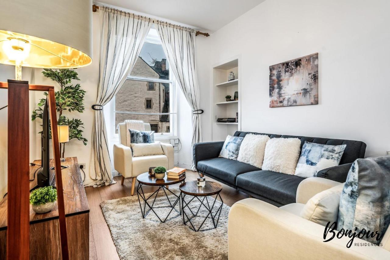Cosy Grassmarket 2Br-1Ba - Newly Decorated! By Bonjour Residences Единбург Екстериор снимка