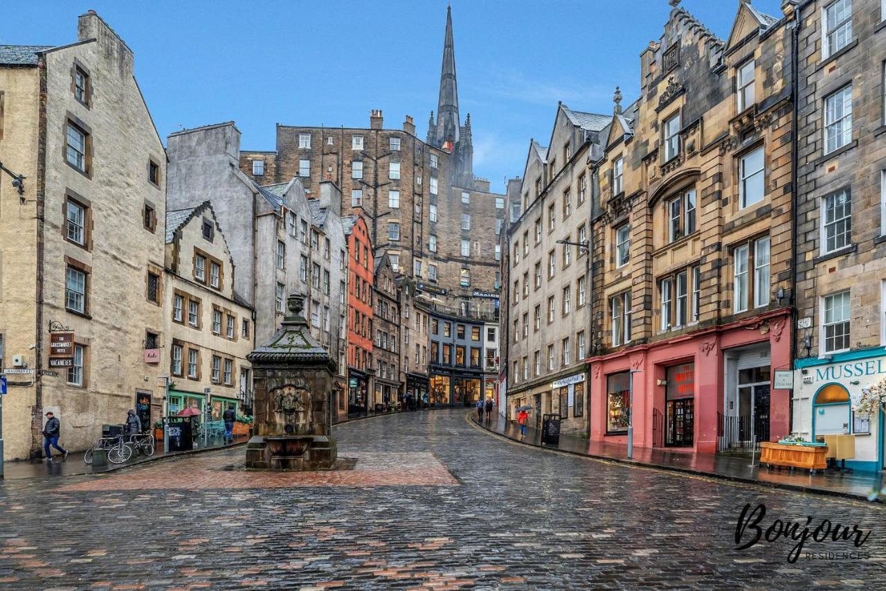 Cosy Grassmarket 2Br-1Ba - Newly Decorated! By Bonjour Residences Единбург Екстериор снимка