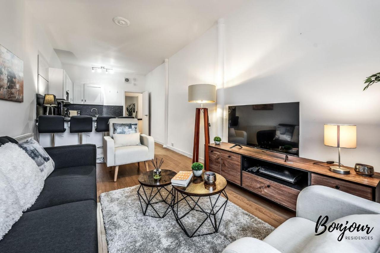 Cosy Grassmarket 2Br-1Ba - Newly Decorated! By Bonjour Residences Единбург Екстериор снимка