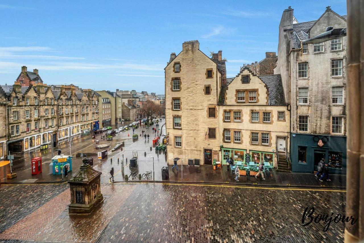 Cosy Grassmarket 2Br-1Ba - Newly Decorated! By Bonjour Residences Единбург Екстериор снимка